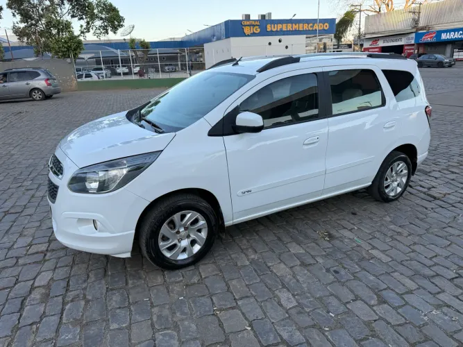 Chevrolet Spin LTZ 1.8 8V Econo.flex 5P Mec. 2015