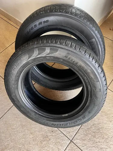 Pneus Pirelli Scorpion 215/65 R16
