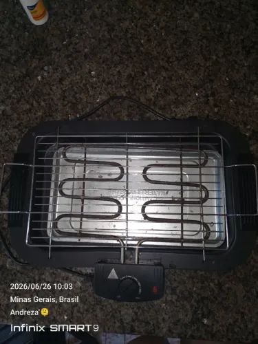 Churrasqueira elétrica usada 2 vezes apenas!
