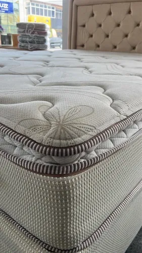 Vendo colchão mola ensacada