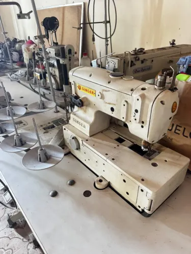Maquina industrial Galoneira