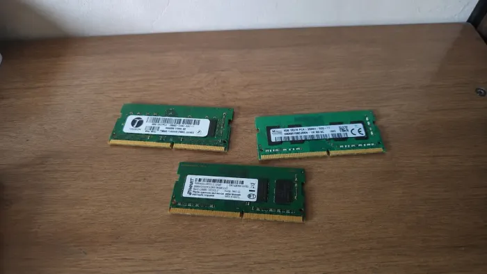 SSD de 240 e memória DDR de 8 Gb