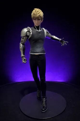 Genos Figure One Punch Man Saitama Bandai Original