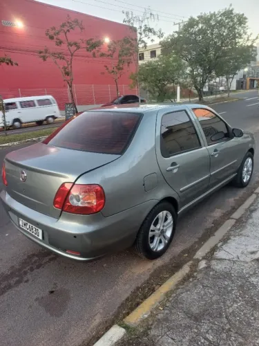 Fiat Siena HLX 1.8 MPI Flex 8V 4P 2005