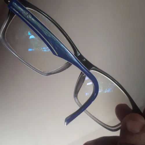 VENDO ,OU TROCO.  ARMAÇÃO DE OCULOS, INFANTO JUVENIL. PAULO CARRARO.  