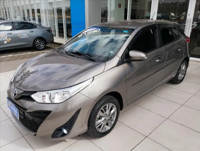 Toyota Yaris S 1.5 Flex 16V 5P AUT 2021