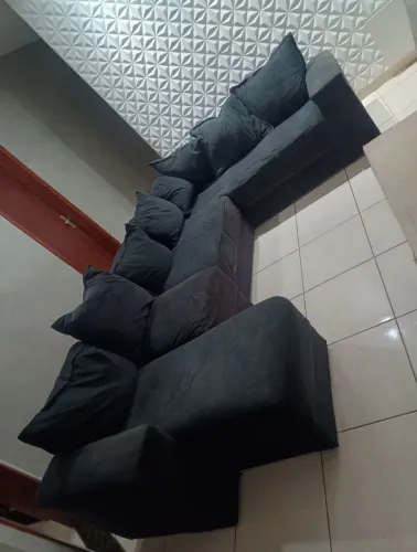 Vendo sofá em L de 7 lugares