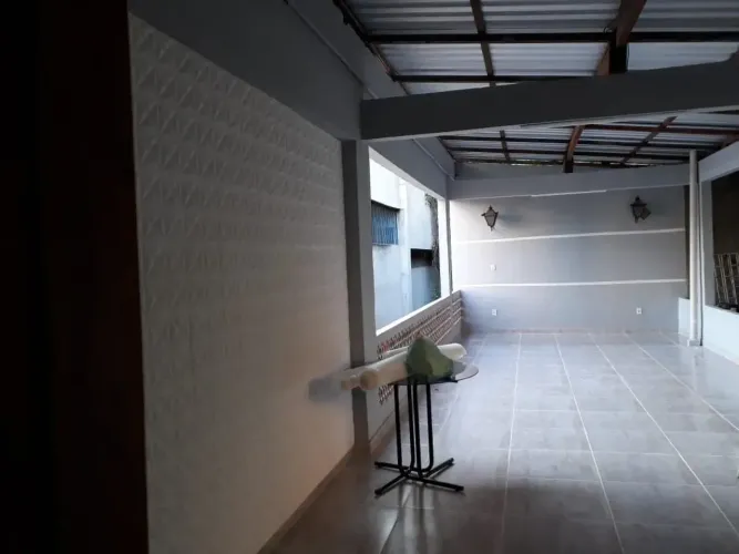 BS IMOBILIÁRIA VENDE Casa de vila com quintal de 750 metros quadrados em excelente local