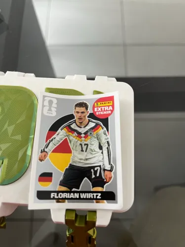 Figurinha Prateada - Florian Wirtz