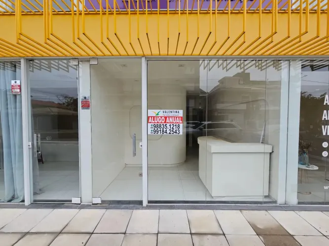 Imóvel para aluguel possui 45 metros quadrados em Jurerê - Florianópolis - SC