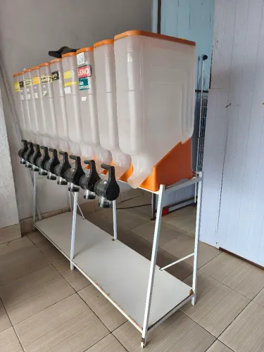 Expositor Dispenser de ração 