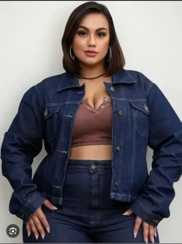 Vende-se jaqueta jeans feminina da Zara