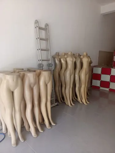 Manequins para loja de roupas feminino perna, corpo inteiro, plus size R$ 50 cada