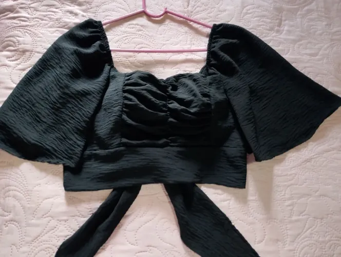 Blusa Cropped Preta - Tamanho Único