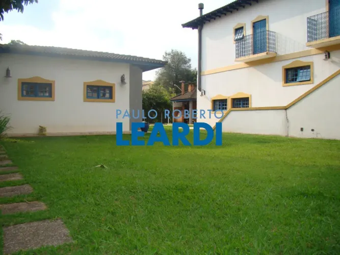 CASA EM CONDOMÍNIO - ALPHAVILLE - SP