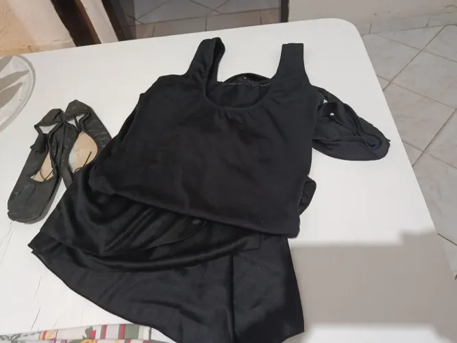Vendo roupa de balé