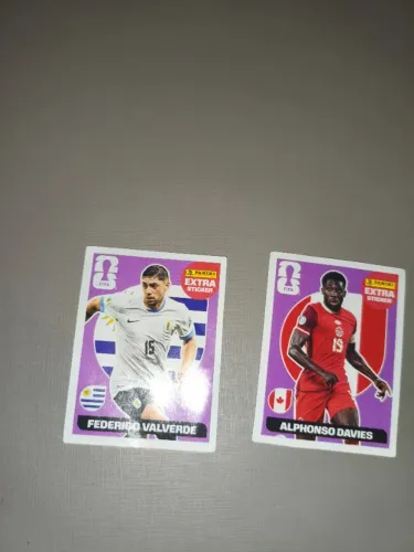 Figurinha legend regular de 2026 do valverde e do alphonso davies