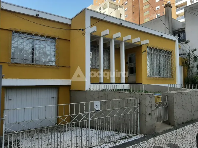 Comercial para Locação 4 Quartos, 2 Vagas, 160 m², Centro