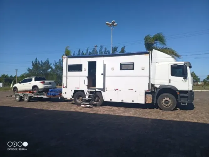 Reboque Automotivo