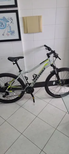 Bike Cannondale aro 27,5