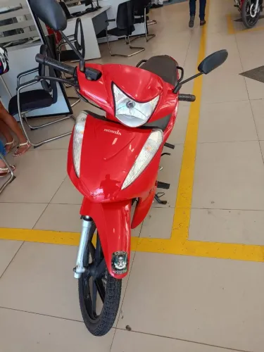 Biz 125 vermelha 