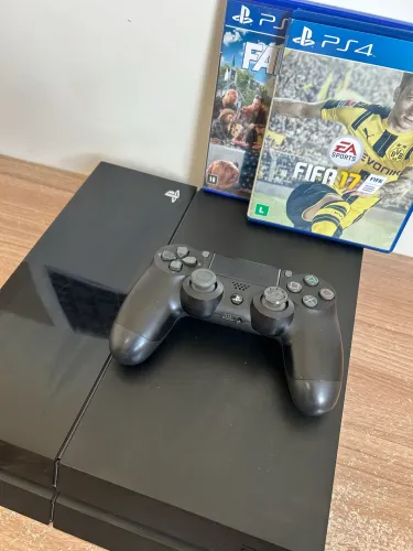 Ps4 com 2 jogos e controle original 