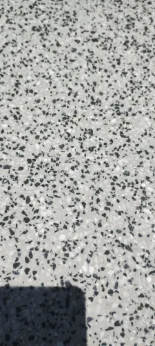 Piso de granilite antiderrapante