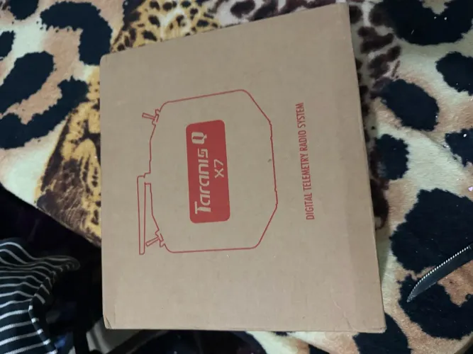 Vendo Rádio Taranis Qx7 zerado nunca usado 900 reias para drones/aeromodelos 