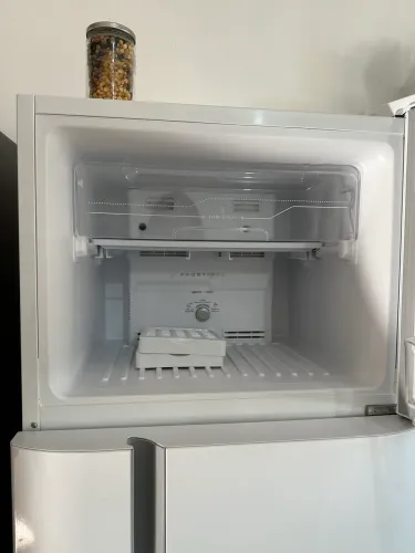 Geladeira novinha frost free 220v Electrolux