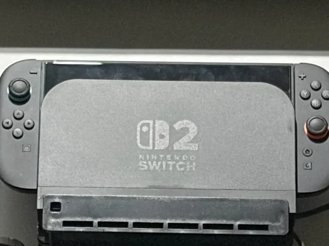 Nitendo Switch 2 + Pro controle + Suporte parede