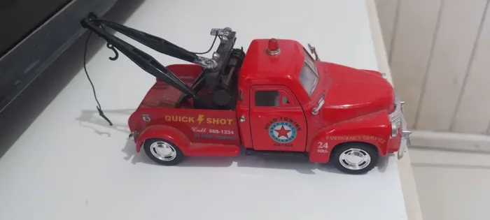 Miniatura guincho . Modelo americano