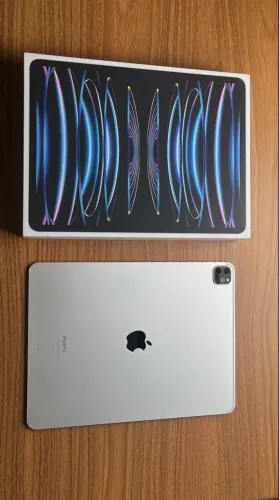 iPad Pro 12.9 6ª geração wi-fi