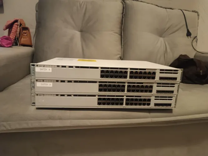 Switch cisco catalyst 9200l 24 portas