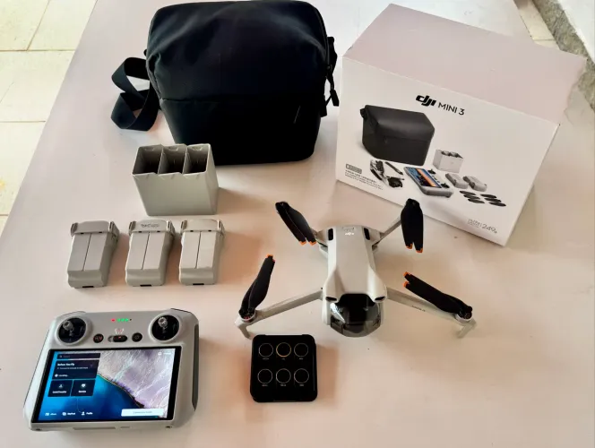 DJI Mini 3 Fly More Combo PLUS - Completo + Kit de Lentes