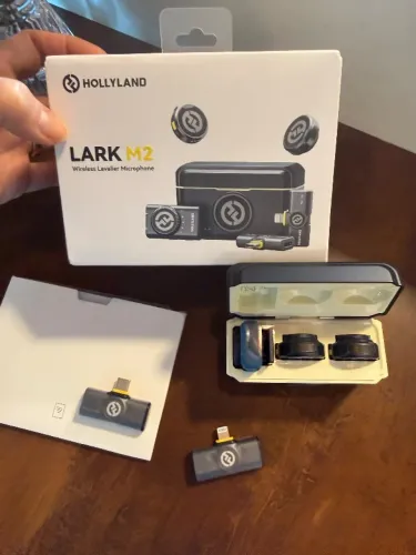 Kit Microfone Lapela Sem Fio Hollyland Lark M2 Combo (USB-C + Lightning)
