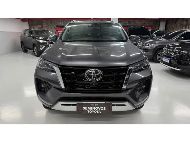Toyota Hilux SW4 SRX 4X4 2.8 TDI 16V Dies. Aut. 2022