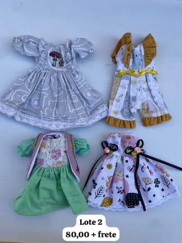 Roupas blythe