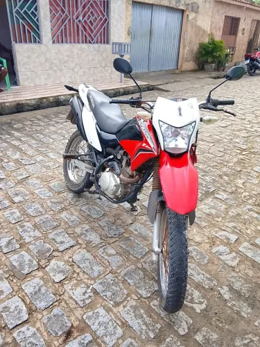 Bros 150 ano 2014 emplacada