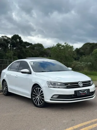 Volkswagen Jetta Comfortline 1.4 TSI 16V 4P Aut. 2016