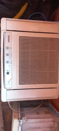 Ar condicionado de janela consul Mult air 10.000 btu tensão 220, já vai higienizado.