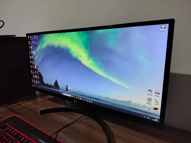 Monitor LG 29" UltraWide IPS fullHD 75hz seminovo - 29WL500