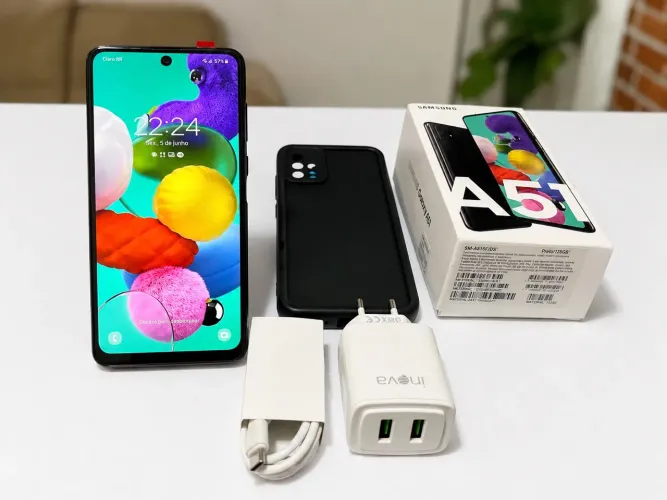Samsung Galaxy A51 128GB Dual Chip - Funcionando Bem + Acessórios