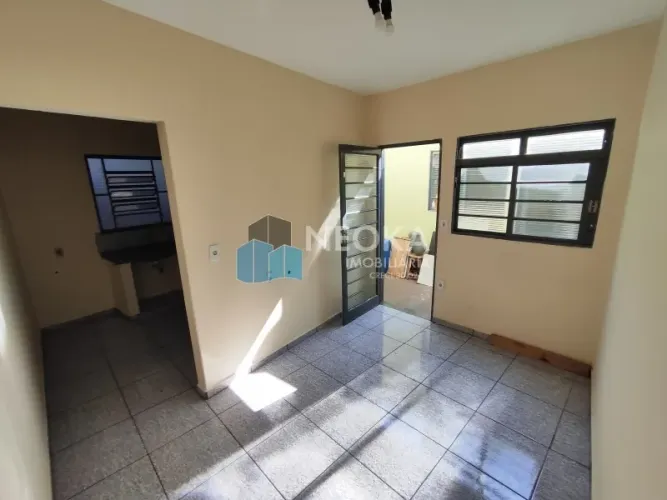 Aluga kitnet prolongamento vila santa cruz em franca