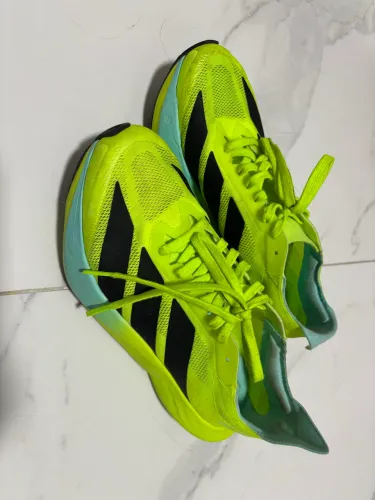Tênis adizero driver rc
