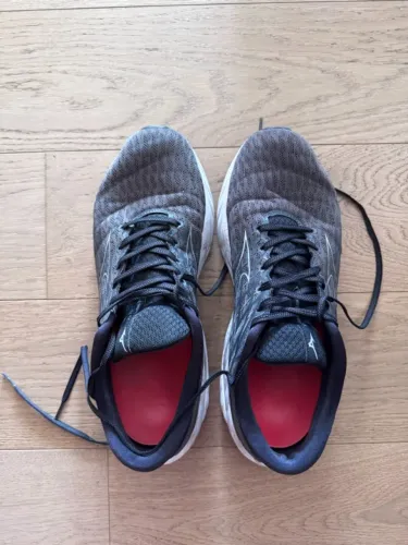 Tênis Mizuno Wave Inspire 20 - Tamanho 45 BR (Original)