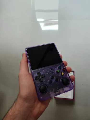Game Console R36S + Cartão Micro SD 64gb