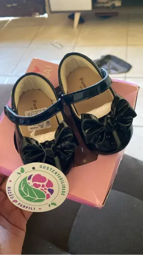 Sandália para bebê menina