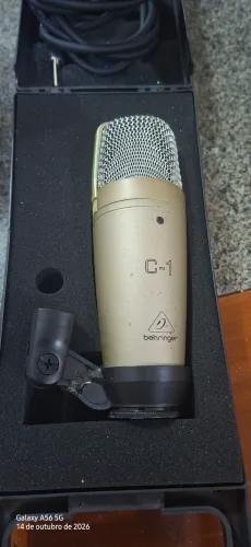 Microfone behringer com fio - C-1