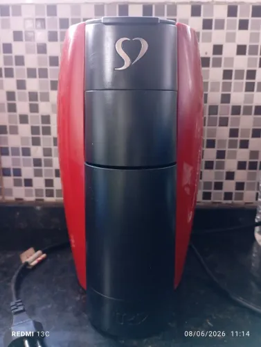 Cafeteira 3 corações vermelha
