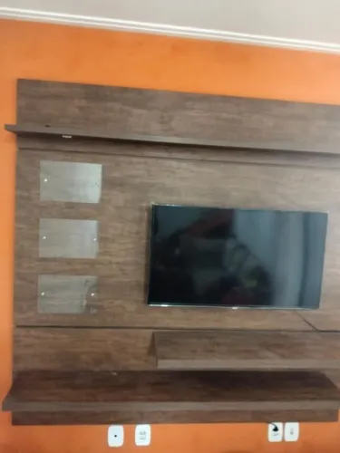 Vendo Rack Suspenso para tv sala